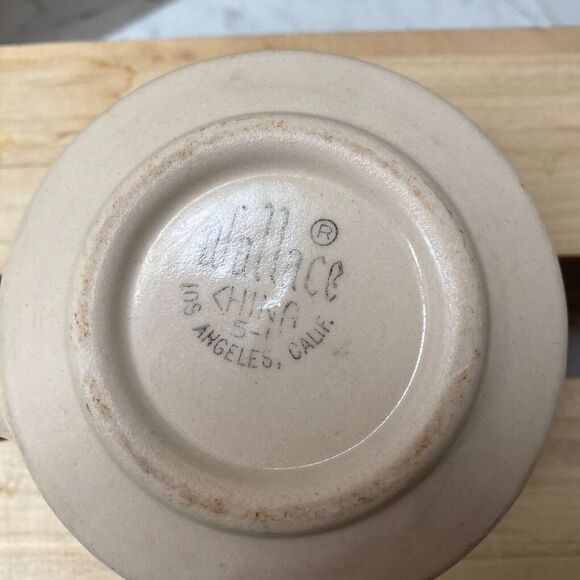 Vintage Wallace Beige Round China Coffee Mug Cup Restaurant Ware Kitchen - Picture 6 of 6